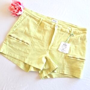 🏷️REVOLVE Pistola Hannah High Rise Stretch Cargo Shorts Limeade Size 20W